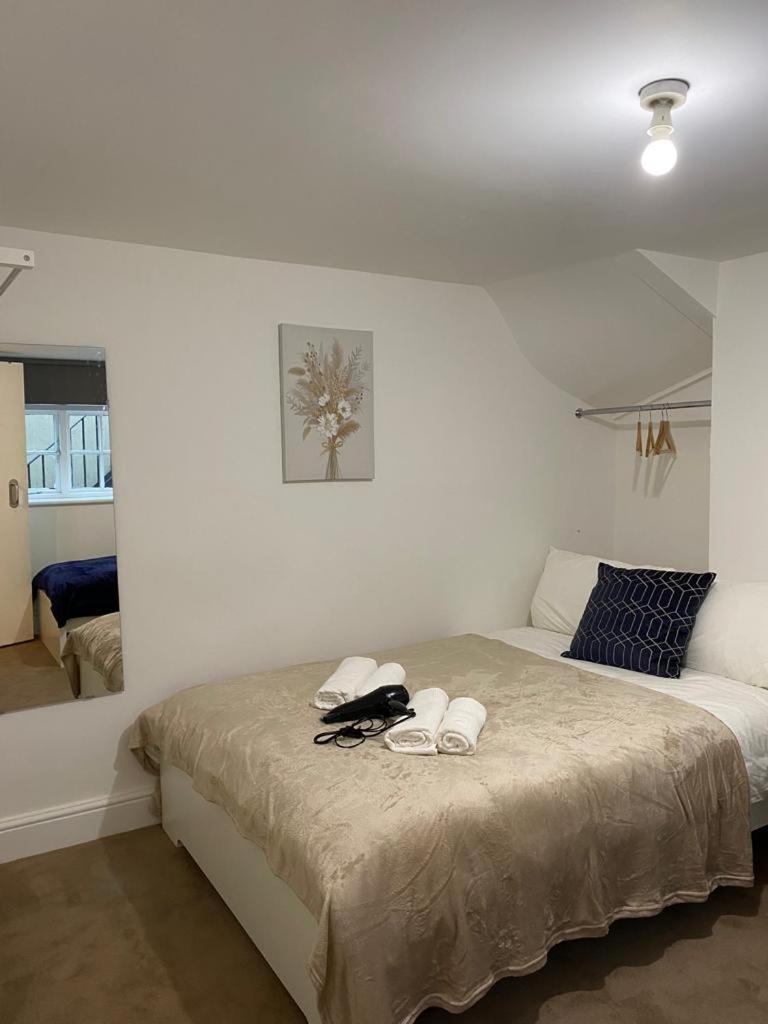 Comfy Private Rooms In Camden Town, Central Лондон Екстериор снимка