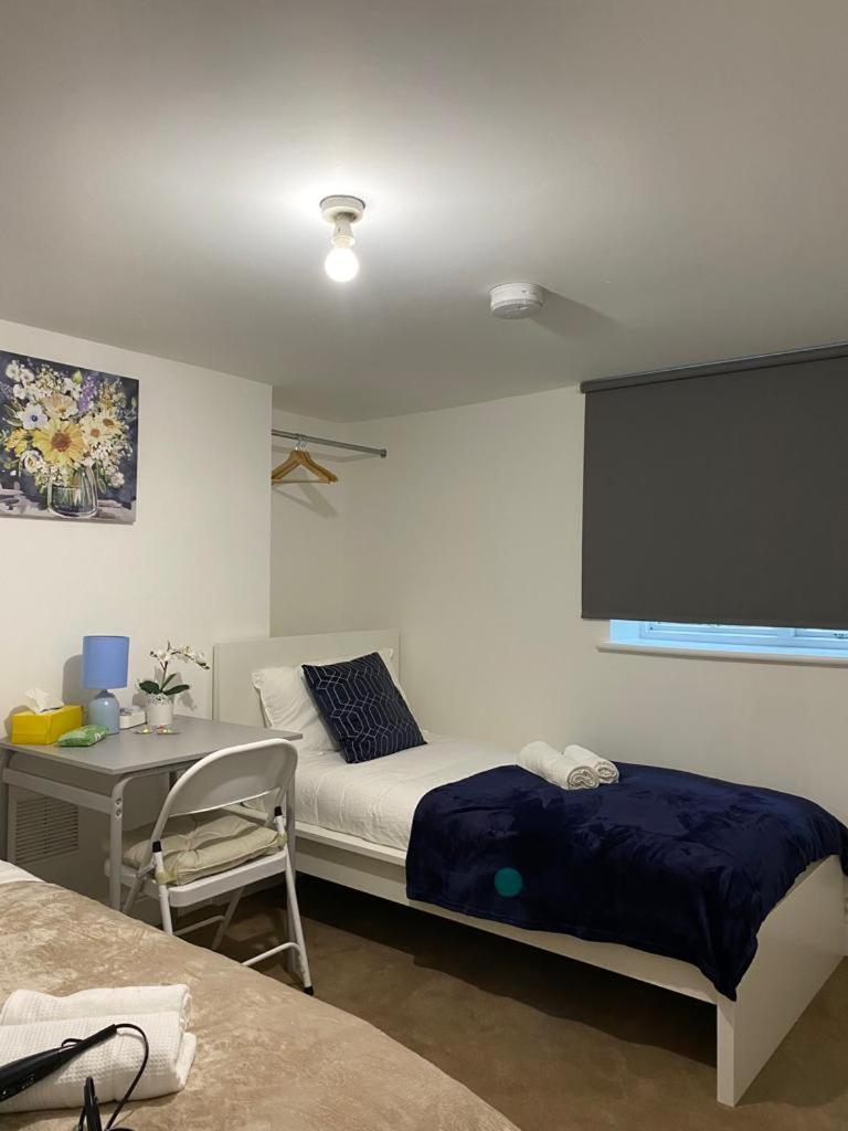 Comfy Private Rooms In Camden Town, Central Лондон Екстериор снимка
